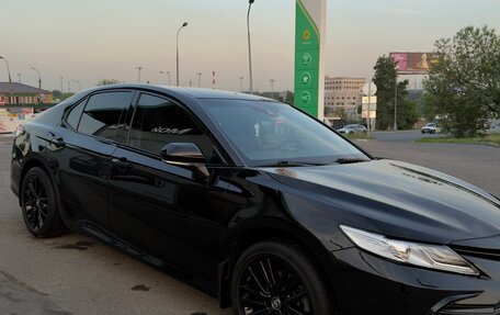 Toyota Camry, 2021 год, 3 650 000 рублей, 7 фотография