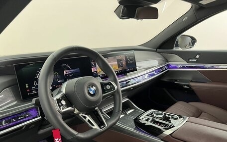 BMW 7 серия, 2024 год, 13 700 000 рублей, 10 фотография