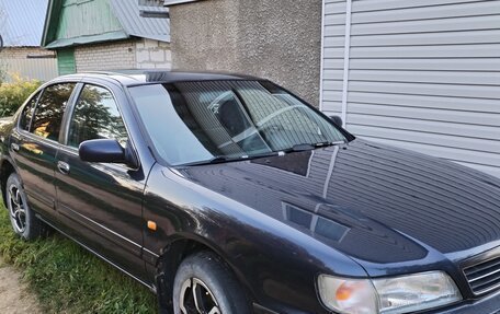 Nissan Maxima IV, 1999 год, 350 000 рублей, 1 фотография