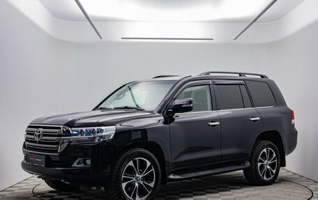 Toyota Land Cruiser 200, 2020 год, 7 954 000 рублей, 1 фотография