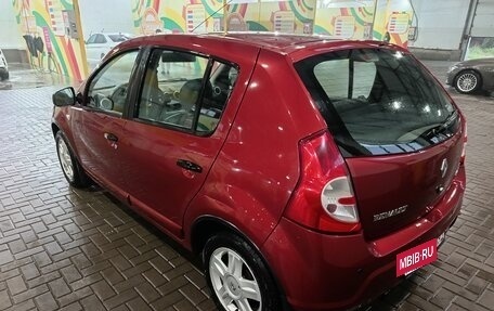 Renault Sandero I, 2010 год, 595 000 рублей, 3 фотография