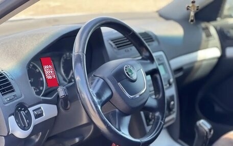 Skoda Octavia, 2011 год, 1 200 000 рублей, 10 фотография