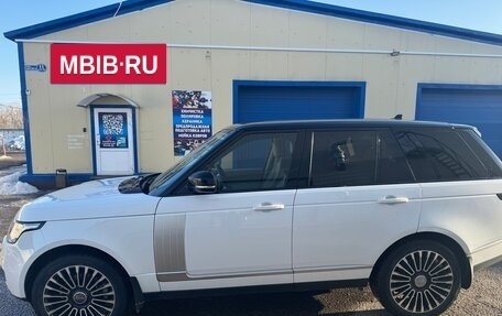 Land Rover Range Rover IV рестайлинг, 2015 год, 2 800 000 рублей, 3 фотография