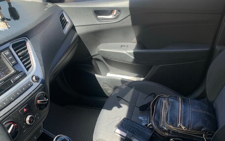 Hyundai Solaris II рестайлинг, 2019 год, 1 500 000 рублей, 8 фотография