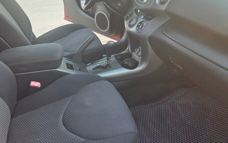 Toyota RAV4, 2006 год, 1 050 000 рублей, 4 фотография