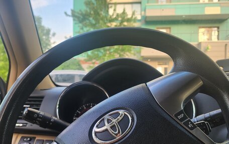Toyota Highlander III, 2010 год, 1 900 000 рублей, 10 фотография
