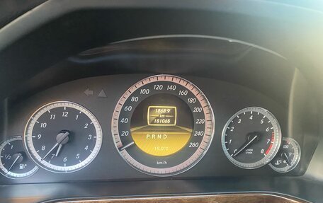 Mercedes-Benz E-Класс, 2011 год, 1 500 000 рублей, 8 фотография