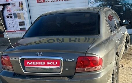 Hyundai Sonata IV рестайлинг, 2005 год, 420 000 рублей, 2 фотография
