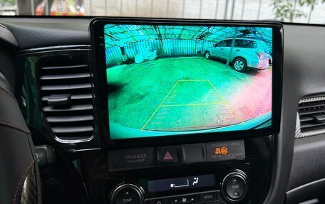 Mitsubishi Outlander III рестайлинг 3, 2016 год, 2 400 000 рублей, 9 фотография