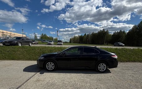 Toyota Camry, 2020 год, 3 100 000 рублей, 2 фотография