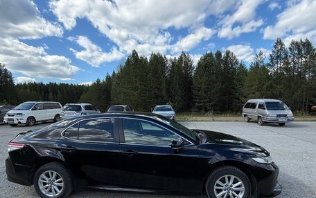 Toyota Camry, 2020 год, 3 100 000 рублей, 4 фотография