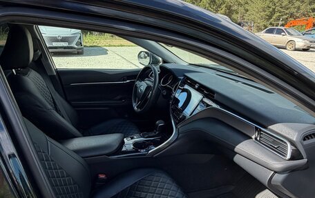 Toyota Camry, 2020 год, 3 100 000 рублей, 7 фотография