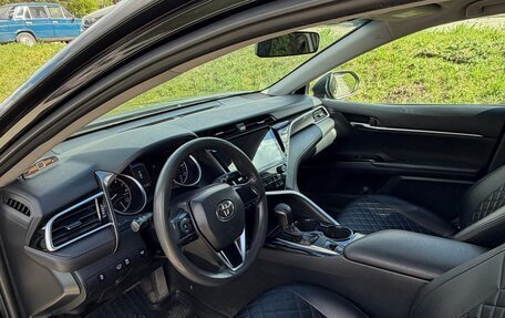 Toyota Camry, 2020 год, 3 100 000 рублей, 8 фотография