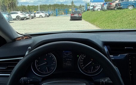 Toyota Camry, 2020 год, 3 100 000 рублей, 13 фотография