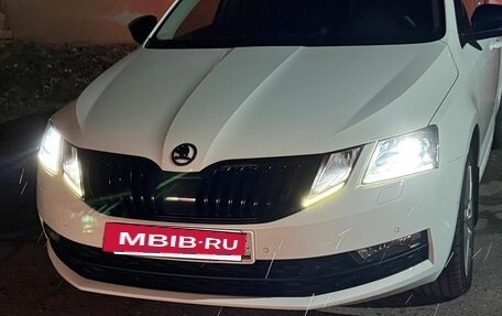 Skoda Octavia, 2018 год, 2 100 000 рублей, 13 фотография