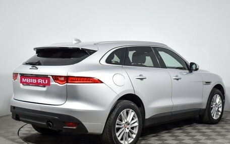 Jaguar F-Pace, 2017 год, 2 125 000 рублей, 5 фотография