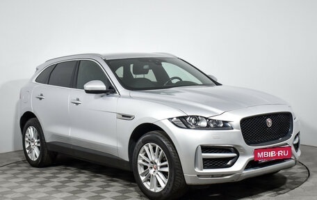 Jaguar F-Pace, 2017 год, 2 125 000 рублей, 3 фотография