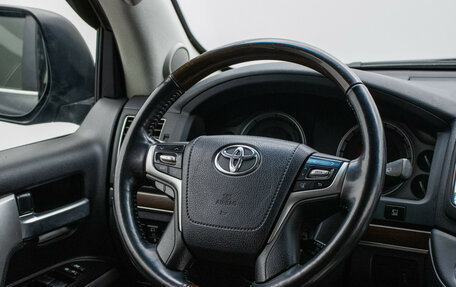 Toyota Land Cruiser 200, 2020 год, 7 954 000 рублей, 15 фотография