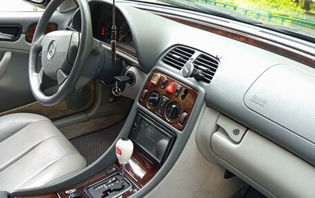 Mercedes-Benz CLK-Класс, 1997 год, 570 000 рублей, 34 фотография
