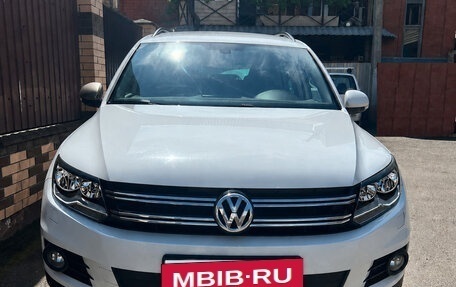 Volkswagen Tiguan I, 2015 год, 1 400 000 рублей, 2 фотография