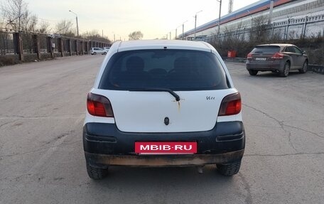 Toyota Vitz, 2000 год, 265 000 рублей, 3 фотография