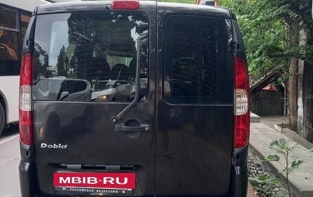 Fiat Doblo I, 2010 год, 700 000 рублей, 2 фотография