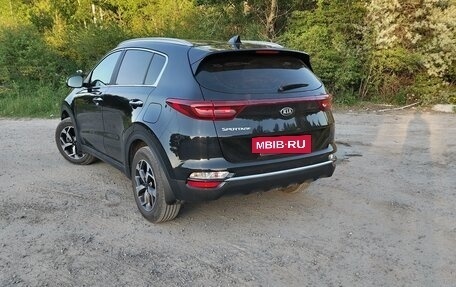 KIA Sportage IV рестайлинг, 2021 год, 2 620 000 рублей, 3 фотография