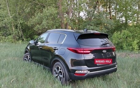 KIA Sportage IV рестайлинг, 2021 год, 2 620 000 рублей, 4 фотография