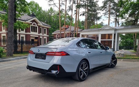 BMW 5 серия, 2025 год, 8 150 000 рублей, 2 фотография