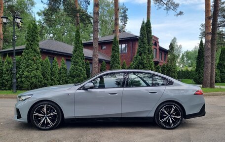 BMW 5 серия, 2025 год, 8 150 000 рублей, 10 фотография