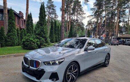 BMW 5 серия, 2025 год, 8 150 000 рублей, 14 фотография