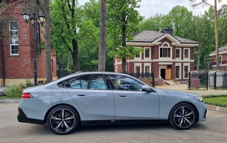 BMW 5 серия, 2025 год, 8 150 000 рублей, 13 фотография