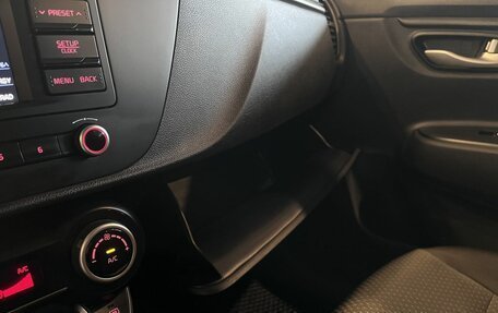 KIA Rio IV, 2021 год, 1 655 000 рублей, 29 фотография