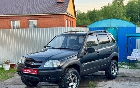 Chevrolet Niva I рестайлинг, 2010 год, 430 000 рублей, 1 фотография
