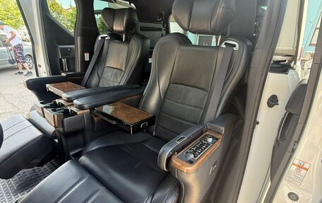 Toyota Alphard III, 2017 год, 3 550 000 рублей, 14 фотография
