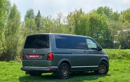 Volkswagen Multivan T6 рестайлинг, 2022 год, 9 500 000 рублей, 6 фотография