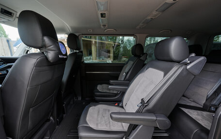 Volkswagen Multivan T6 рестайлинг, 2022 год, 9 500 000 рублей, 16 фотография