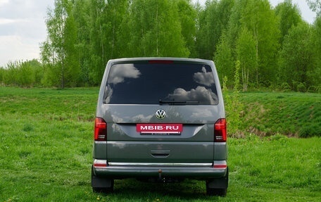 Volkswagen Multivan T6 рестайлинг, 2022 год, 9 500 000 рублей, 4 фотография