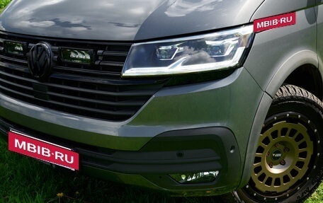 Volkswagen Multivan T6 рестайлинг, 2022 год, 9 500 000 рублей, 9 фотография