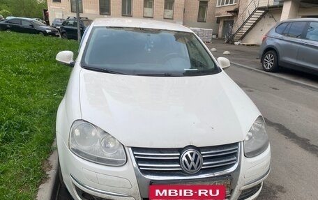 Volkswagen Jetta VI, 2010 год, 374 000 рублей, 5 фотография