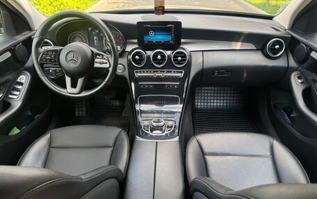 Mercedes-Benz C-Класс, 2019 год, 2 490 000 рублей, 6 фотография