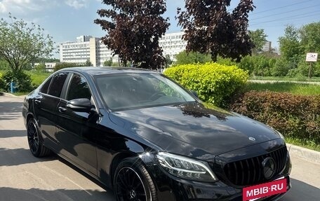 Mercedes-Benz C-Класс, 2019 год, 2 490 000 рублей, 10 фотография