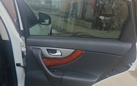 Infiniti FX II, 2011 год, 1 750 000 рублей, 6 фотография