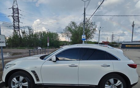 Infiniti FX II, 2011 год, 1 750 000 рублей, 9 фотография