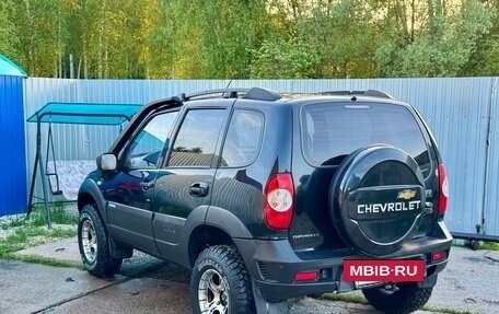 Chevrolet Niva I рестайлинг, 2010 год, 430 000 рублей, 3 фотография