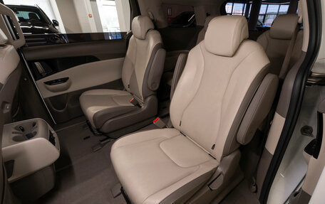 KIA Carnival, 2022 год, 3 990 000 рублей, 12 фотография