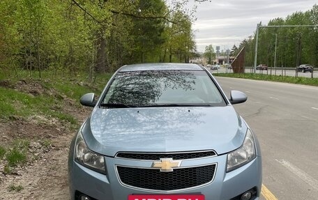 Chevrolet Cruze II, 2012 год, 635 000 рублей, 3 фотография