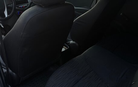 Hyundai Solaris II рестайлинг, 2015 год, 650 000 рублей, 6 фотография