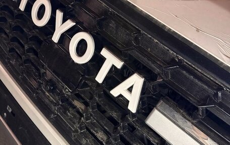 Toyota Land Cruiser, 2025 год, 12 400 000 рублей, 3 фотография