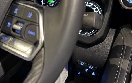 Toyota Land Cruiser, 2025 год, 12 400 000 рублей, 9 фотография